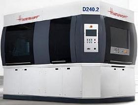 A large white and black machine

Description automatically generated