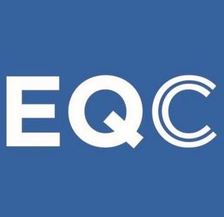 eqcblueboxonlya05a.jpg